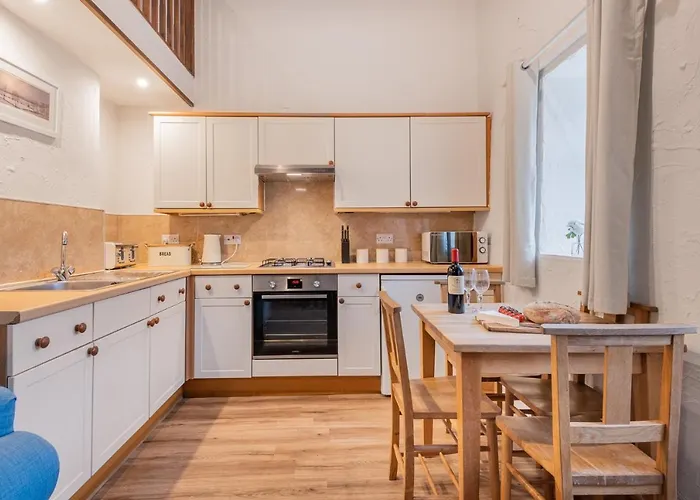 Cottage 2, Old Farmhouse Mews
